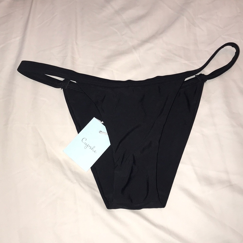 NWT Cupshe Black Bottoms
